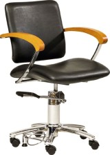 HAIRWAY Fodrász kiszolgáló szék Augusta WB - választható fa kartámasz 3 színben - fékezhető kerekekkel, állítható háttámlával - választható fa kartámasz 3 színben | HW56113-WB00000